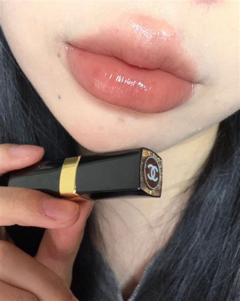 rouge coco flash 56 moment